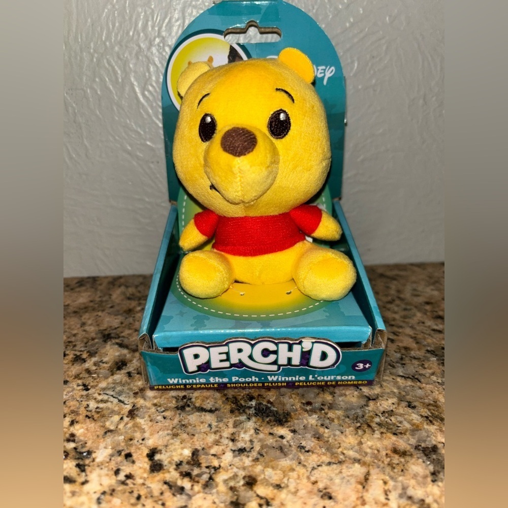 Disney Winnie the Pooh Perch'd Shoulder Plush Magnet 3'' Mini-New